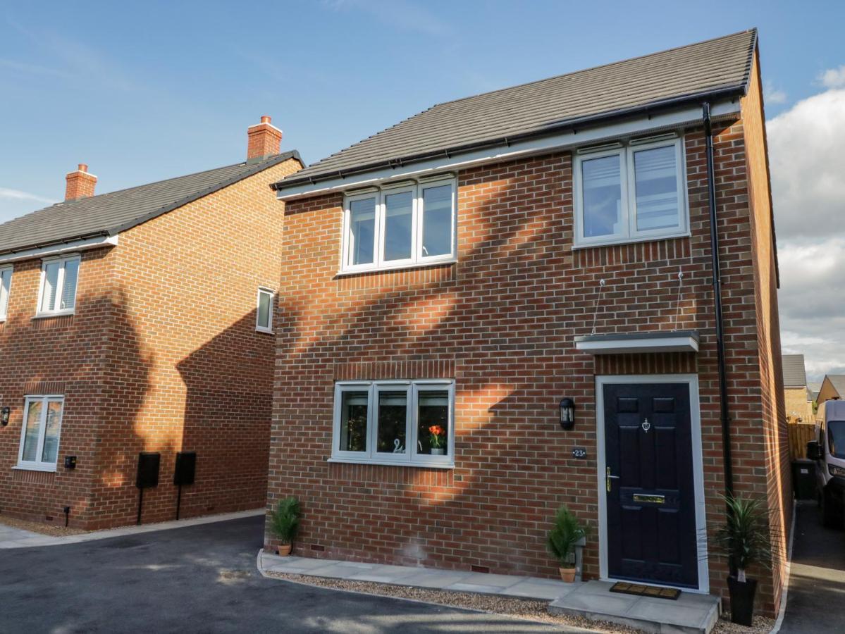 23 Moat House Close Coventry Exterior photo